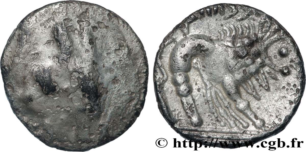 GALLIA - CENTROVESTE - INCERTI Drachme au lion et à l’étoile, imitée de Marseille, tête à gauche q.MB/q.SPL